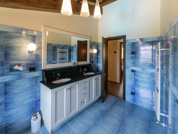 Others 3, Luxury Villas in Poppi with Heated Pool, Arezzo