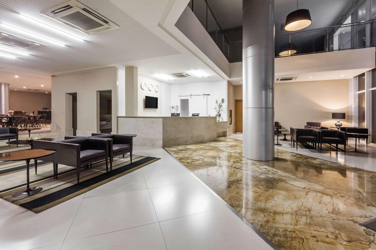 Public Area 3, Days Inn Linhares, Linhares