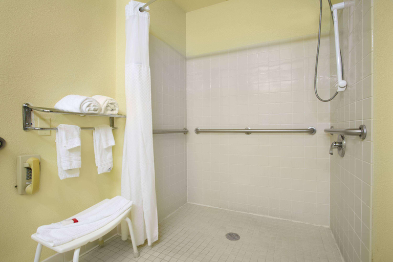 Bathroom 4, Super 8 by Wyndham Lynchburg VA, Lynchburg