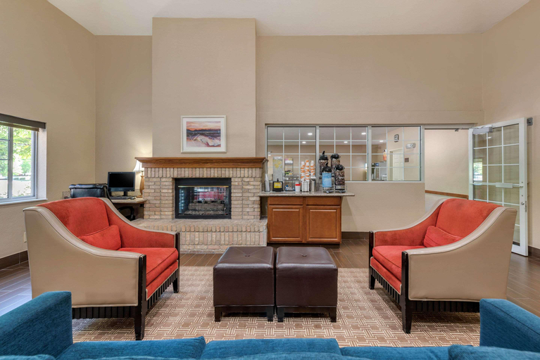 Public Area 2, Comfort Suites Fort Collins Near University, Larimer