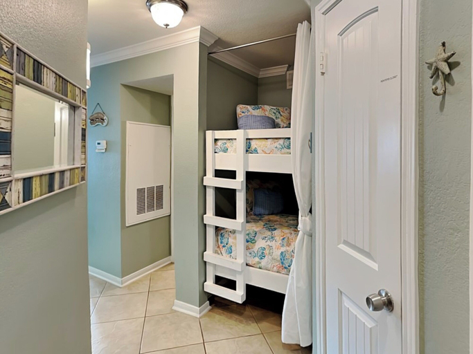 Others 1, Shore Thing by Ryson Vacation Rentals, Galveston