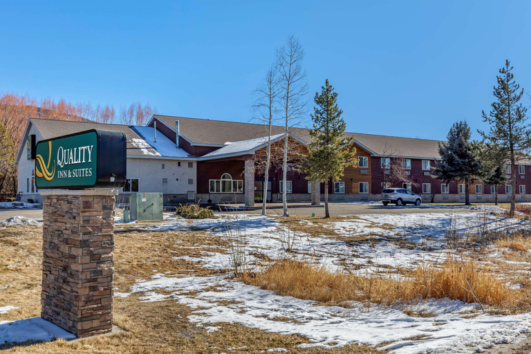 Exterior & Views 1, Quality Inn & Suites Steamboat Springs, Routt