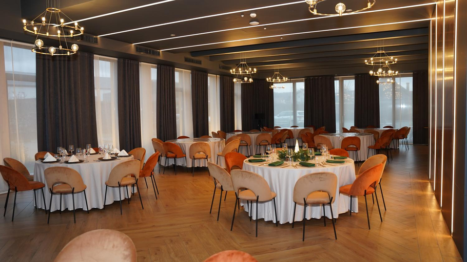 Food & Drinks 4, Hotel Sorin MIHAI, Cristian