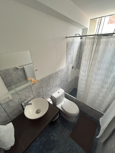 Bathroom 3, Dream Place Hospedaje, Trujillo
