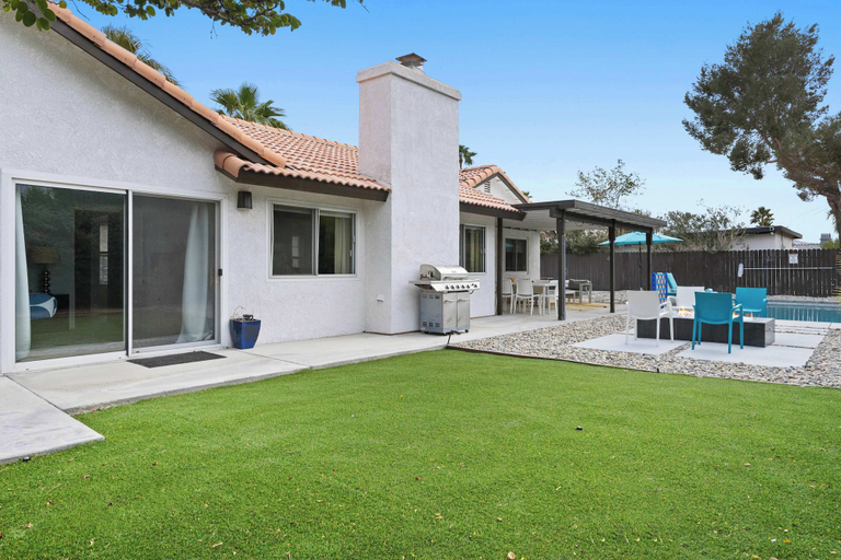 Exterior & Views 2, Hacienda Hideaway-3bd Great for Families, Riverside