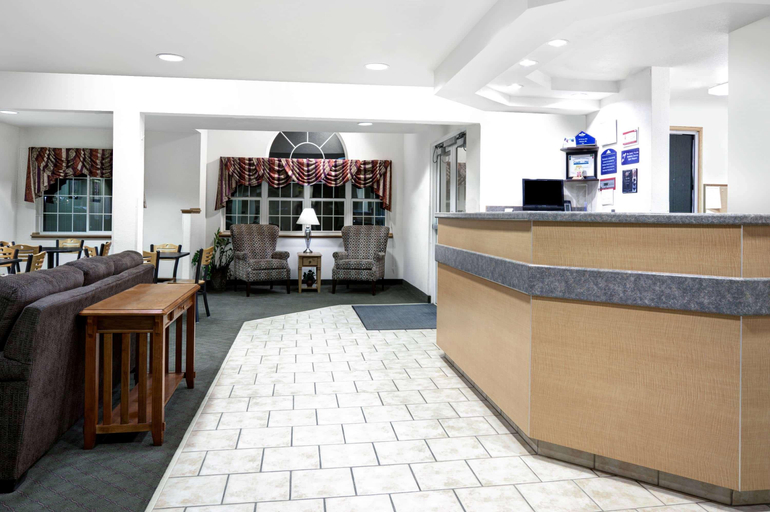 Public Area, Microtel Inn & Suites By Wyndham Mankato, Blue Earth