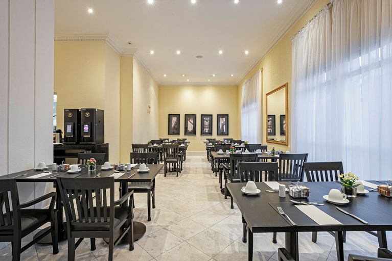 Food & Drinks 5, Rockefeller by Slaviero Hotéis, Curitiba