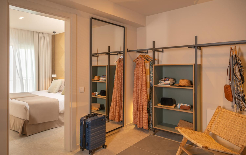 Bedroom 3, Aqua Hotel Bertran Park, Girona