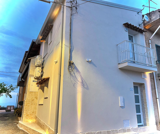 Exterior & Views 4, Dimore Diffuse R H, Cosenza