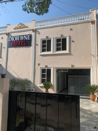 Others 5, Dior One Hotel, Lahore