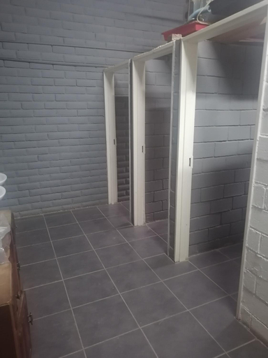 Bathroom 3, Kwagga lodge, Mangaung