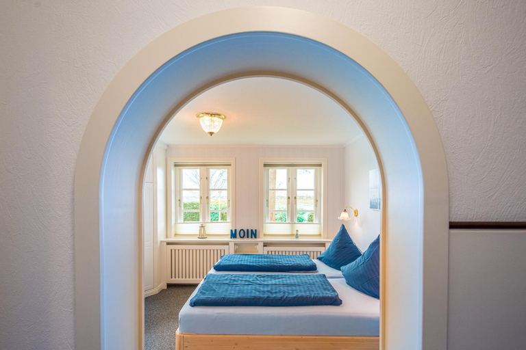 Bedroom 2, Inselhotel Arfsten, Nordfriesland