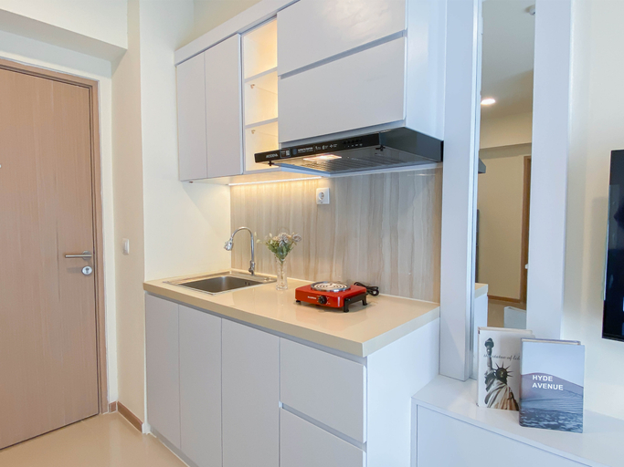 Others 4, Minimalist Tidy 2BR at Meikarta Apartment By Travelio, Cikarang