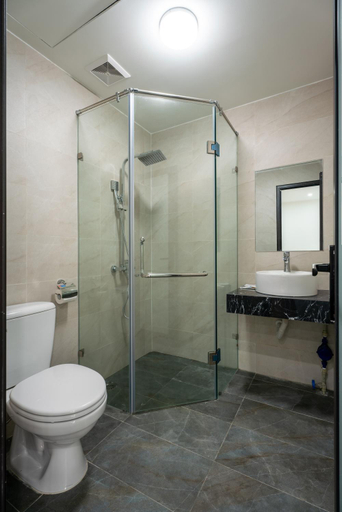 Bathroom 3, Granda Lake View Hotel & Apartment, Cầu Giấy
