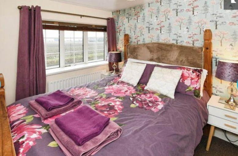 Bedroom 2, Charming 5-bed House in Boston Lincolnshire, Lincolnshire