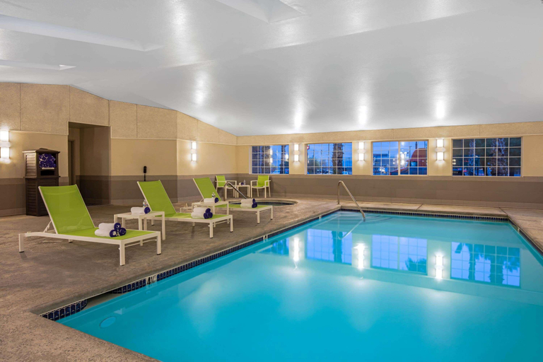 Sport & Beauty, La Quinta Inn Las Vegas Nellis, Clark