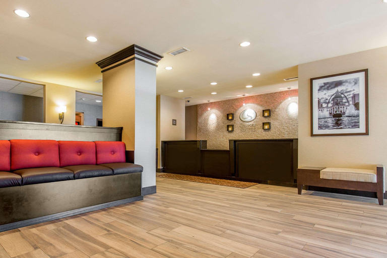 Public Area 2, Comfort Suites East St. Louis, Saint Clair