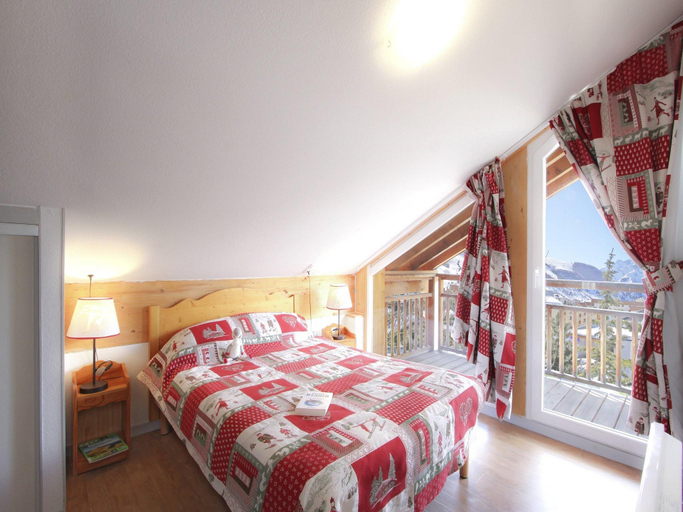 Bedroom 3, Apartment in France with Flexible Options, Isère