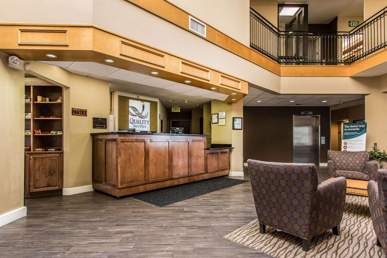 Public Area 2, Quality Suites New Iberia, Iberia