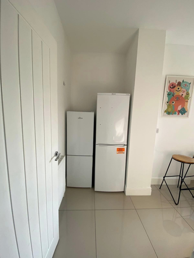 Interior 2, Cosy London Home With 2 Bedrooms, London