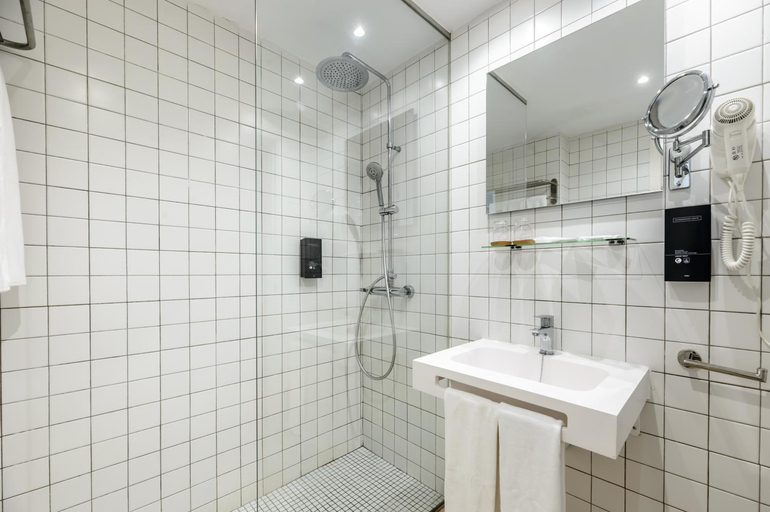 Bathroom 3, Hotel Vibra Bossa Flow, Baleares