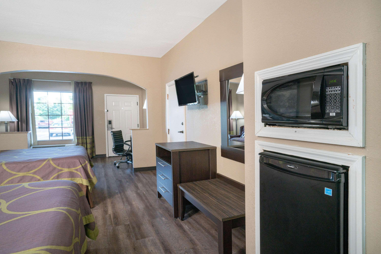 Bedroom 3, Super 8 by Wyndham Murfreesboro, Rutherford