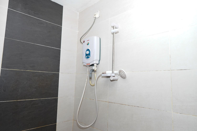 Bathroom 5, Hotel Shri Putiri, Johor Bahru
