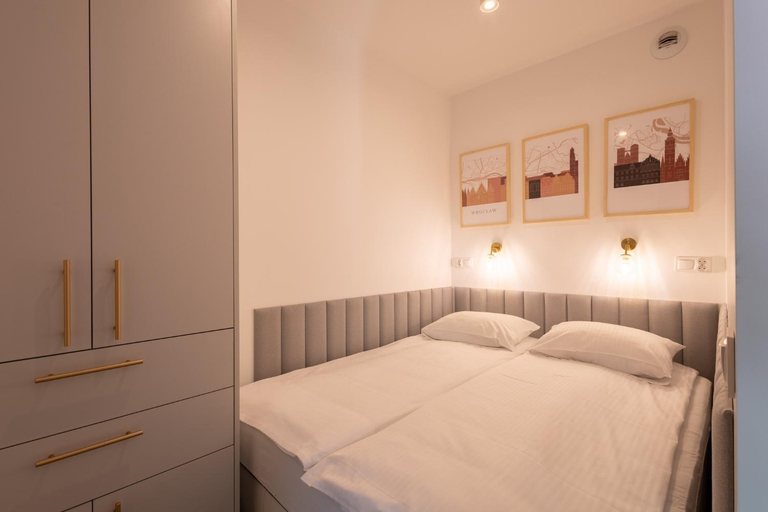 Bedroom 3, Apartamenty B URBAN od WroclawApartament-pl, Środa Śląska