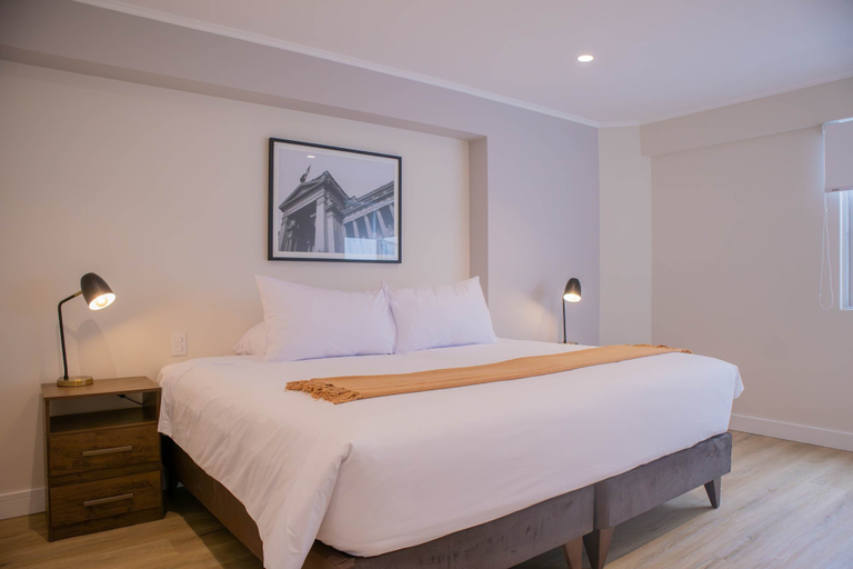 Room 2, w Radiant 3BR With Great Deco in Miraflores, Lima