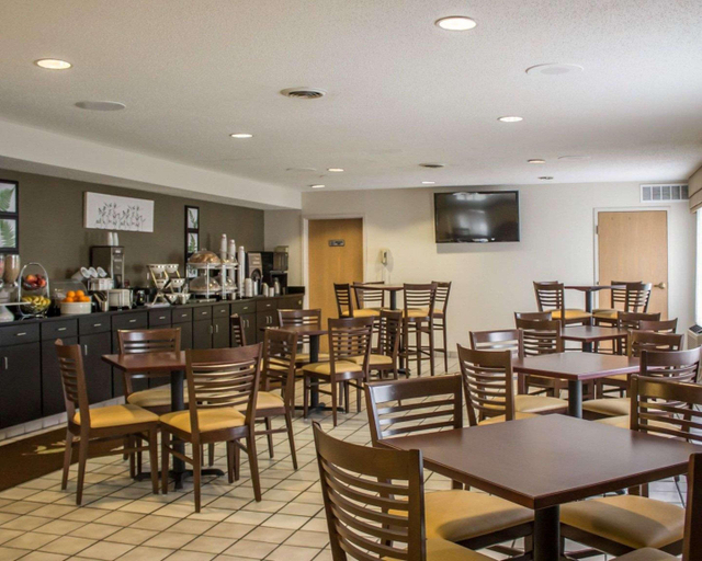 Food & Drinks, Sleep Inn Southside, Erie