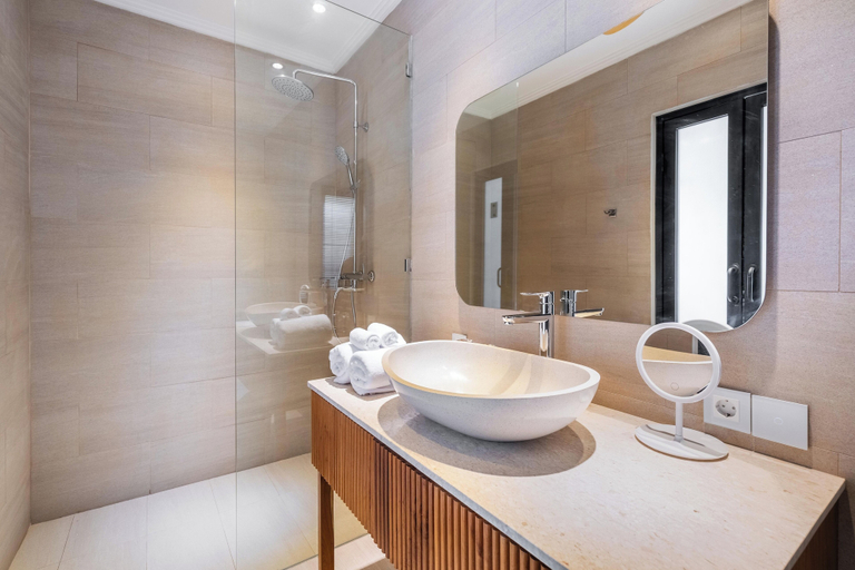Bathroom 5, Oasis Residences - Serene Sanur Sanctuary, Modern Comfort Meets Nature, Denpasar