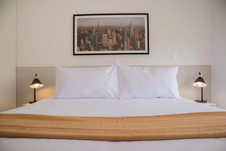 Room 5, w Astounding 1BR w Balcony in Barranco, Lima