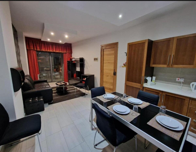 Others 3, Bugibba Central Modern Apartment, Saint Paul's Bay