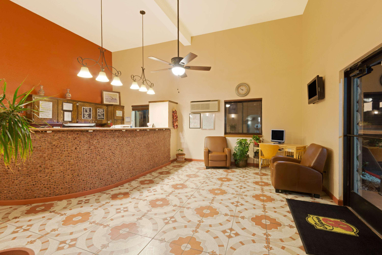 Public Area 3, Super 8 by Wyndham Las Cruces/White Sands Area, Dona Ana