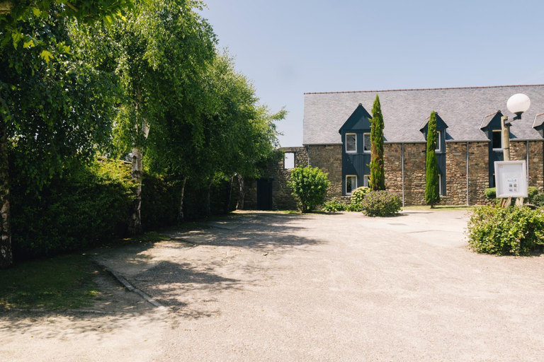Exterior & Views 1, Logis Hotel la Grassinais Saint-Malo, Ille-et-Vilaine