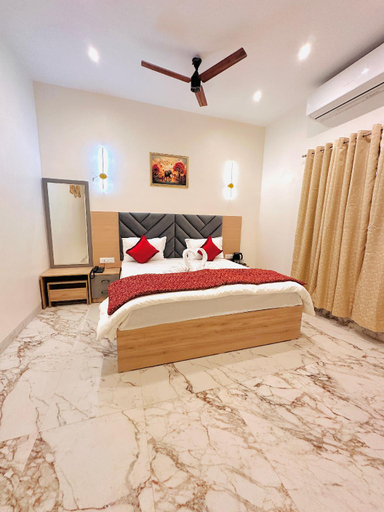 Bedroom 3, Hotel The Ceremony, Thane