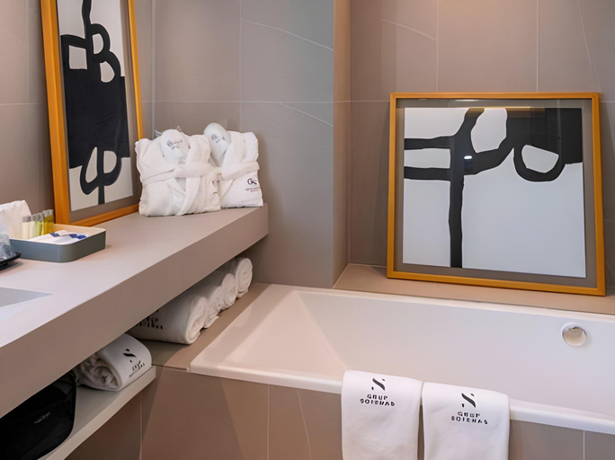 Bathroom 4, Bel Air, Barcelona