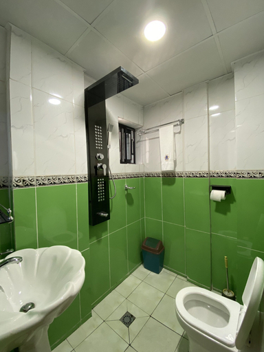 Bathroom, Guiko Palace Hôtel, Wouri