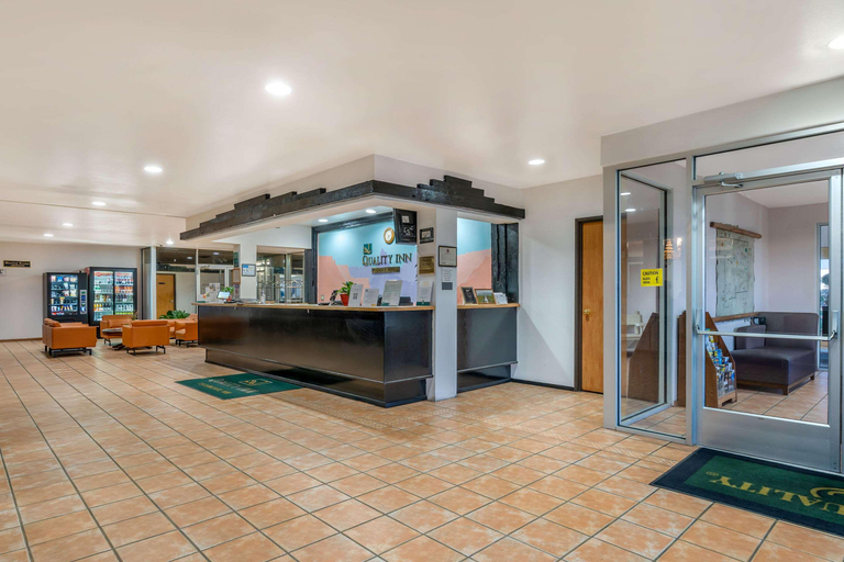 Public Area 2, Quality Inn Tucumcari, Quay