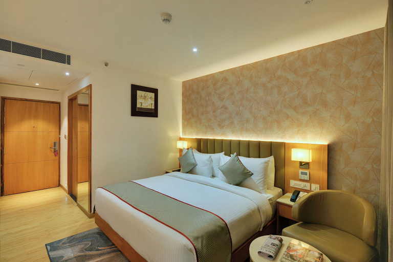 Bedroom 3, Clarion Hotel Bangalore, Bangalore
