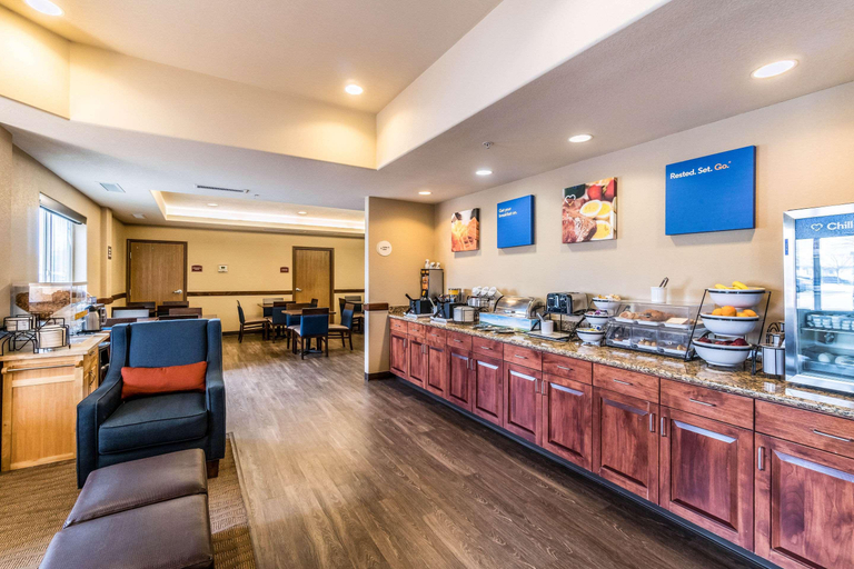 Food & Drinks 5, Comfort Inn & Suites Rifle, Garfield