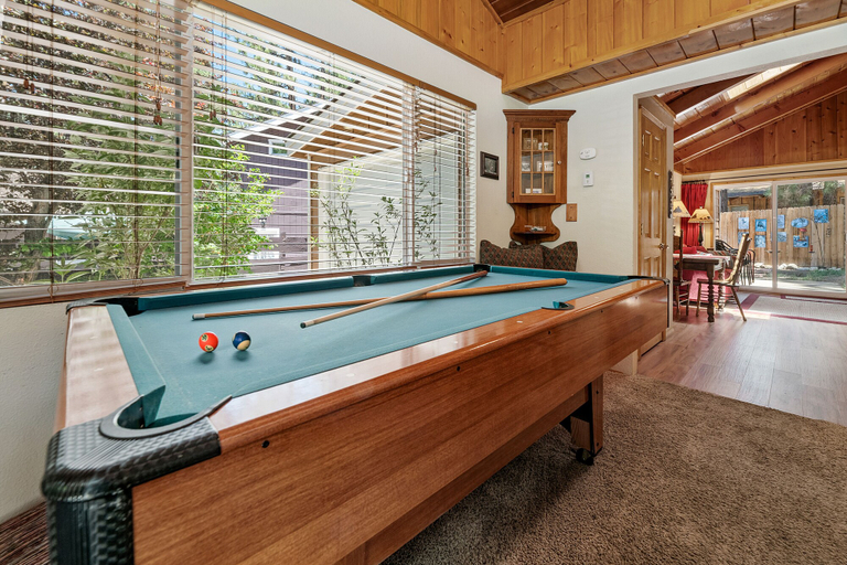 Others 5, Catalina Retreat, San Bernardino