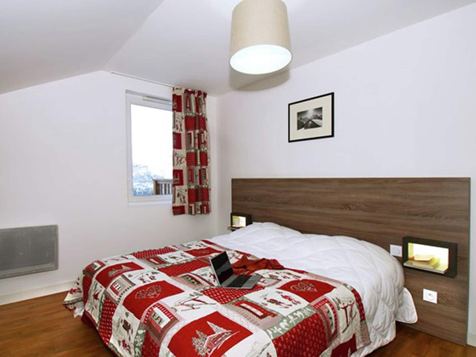 Bedroom 4, Apartment in French Alps with Heated Pool, Hautes-Alpes