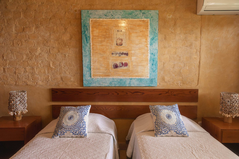 Room 3, w Stylish 5BR House in Mancora, Talara