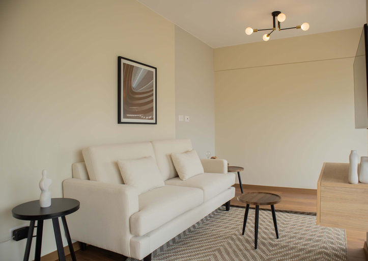 Room 2, w Modern 3BR w Balcony Near Kennedy Park, Lima