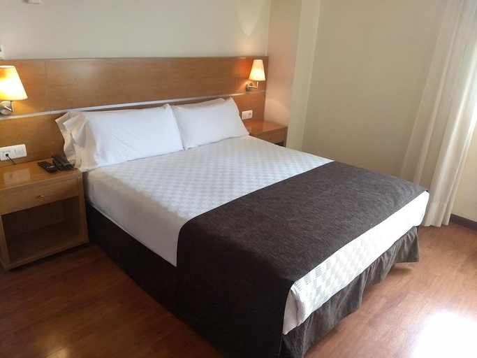 Bedroom 2, Hotel Avion Vigo, Pontevedra
