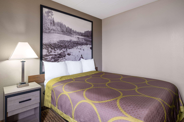 Bathroom 5, Super 8 by Wyndham Owatonna, Steele