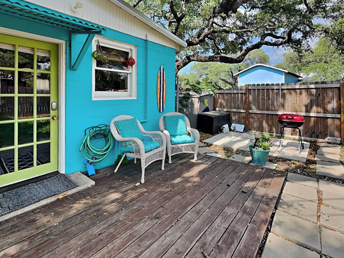 Others 3, Susie's Place by Miss Kitty’s, Aransas