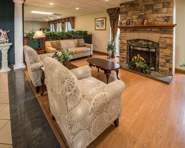 Public Area 3, Comfort Inn & Suites Morganton, Burke