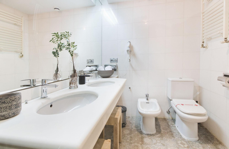 Bathroom 3, YOU & CO. J. Botanico Boutique, Valencia